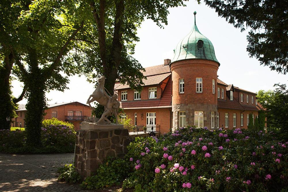 Hotel Schloss Basthorst 4*